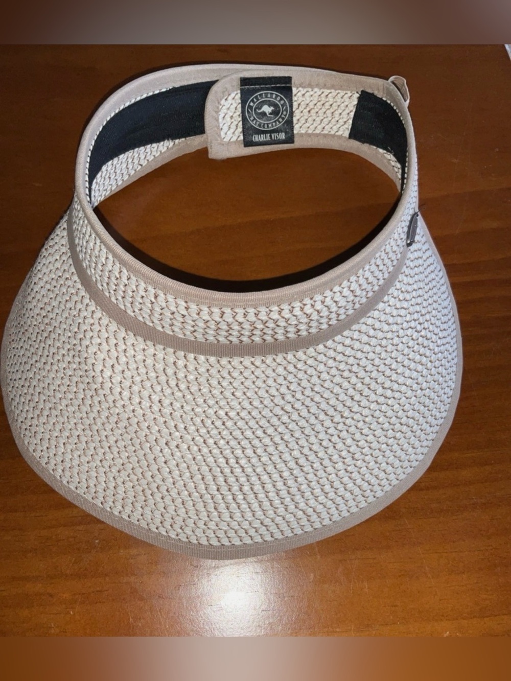 Wallaroo Charlie Beige Sun Visor